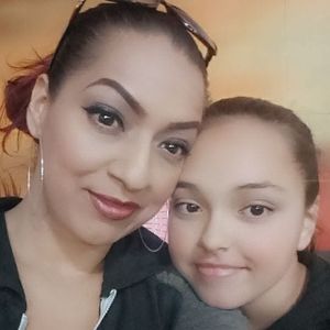 Meet your Posher, Leticia